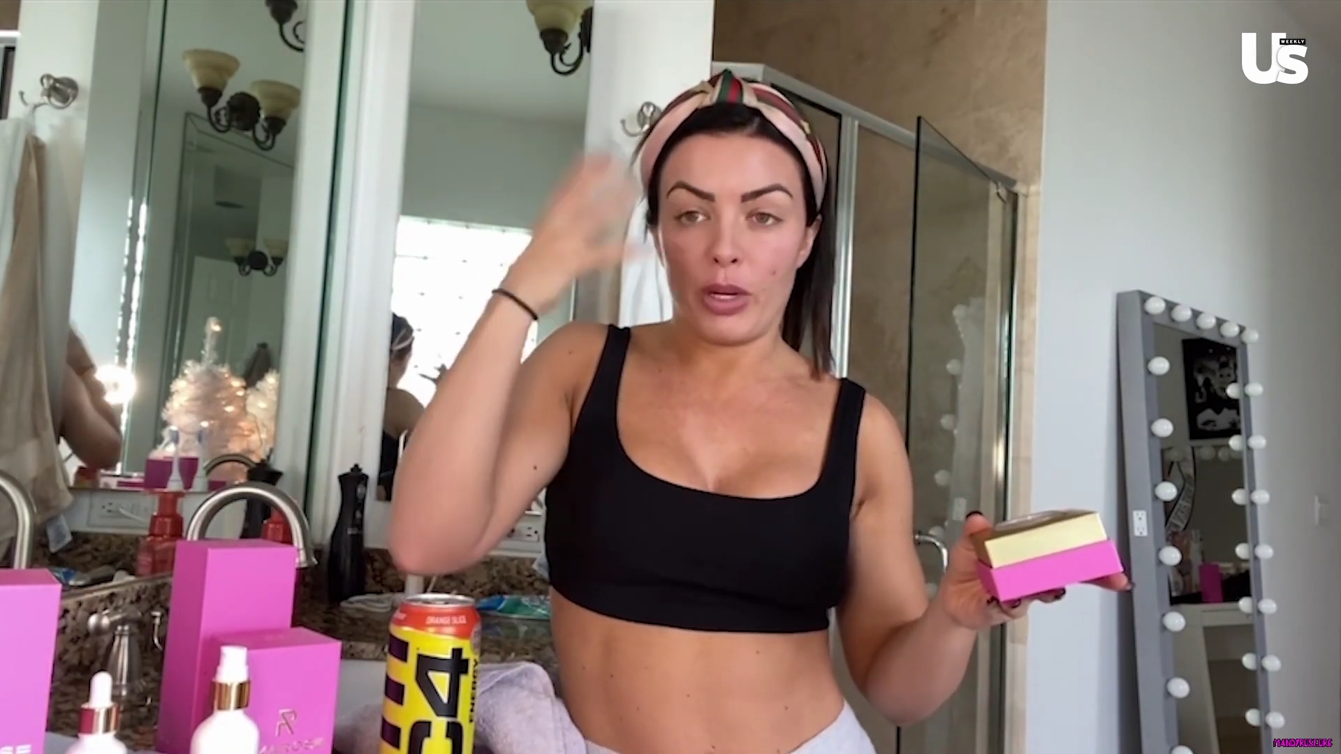 yt1s_com_-_WWE_Mandy_Rose_Shows_Off_Her_Beauty_Sleep_Routine__Beauty_Sleep_1080p_mp40602.jpg