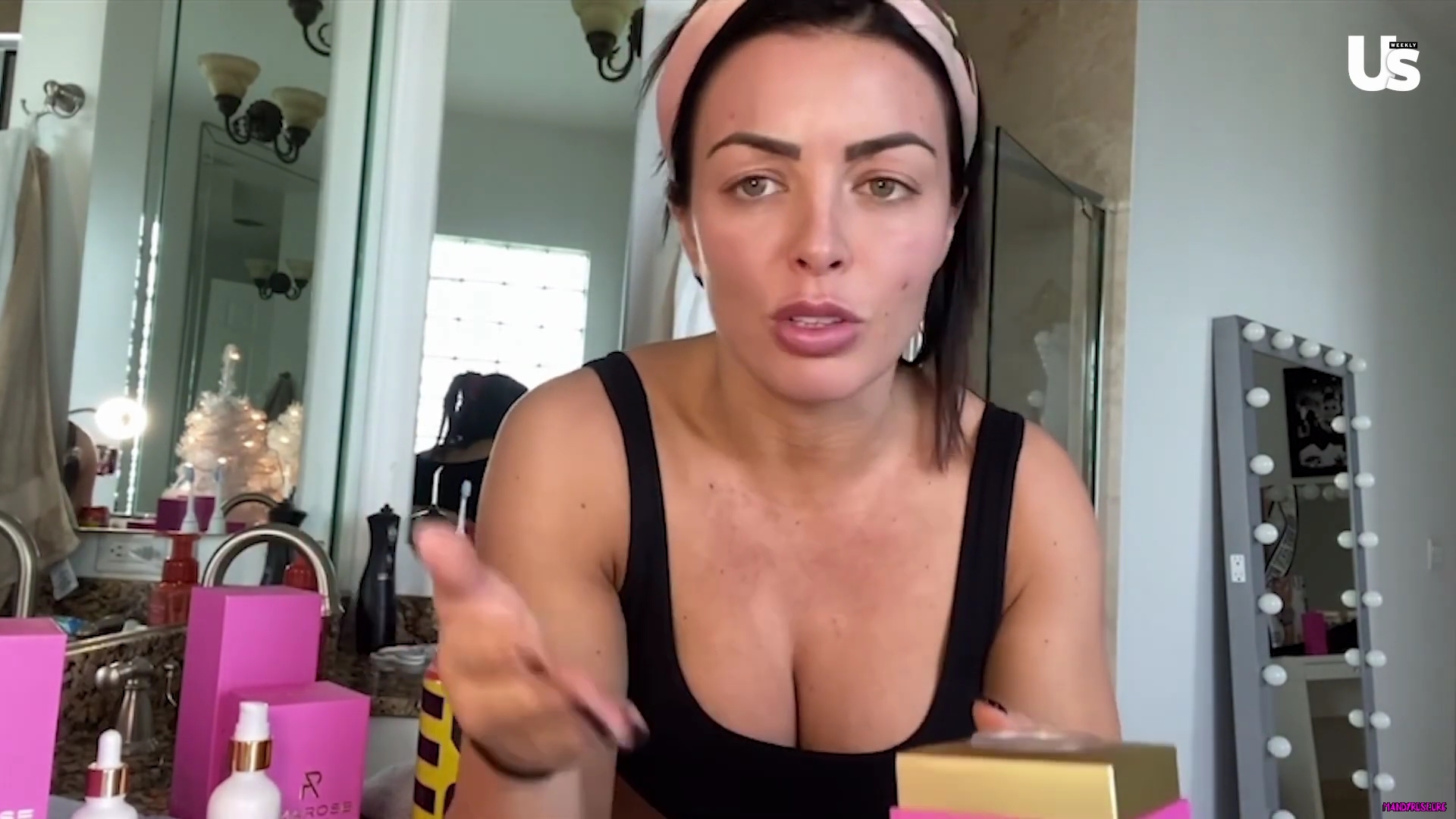 yt1s_com_-_WWE_Mandy_Rose_Shows_Off_Her_Beauty_Sleep_Routine__Beauty_Sleep_1080p_mp40612.jpg
