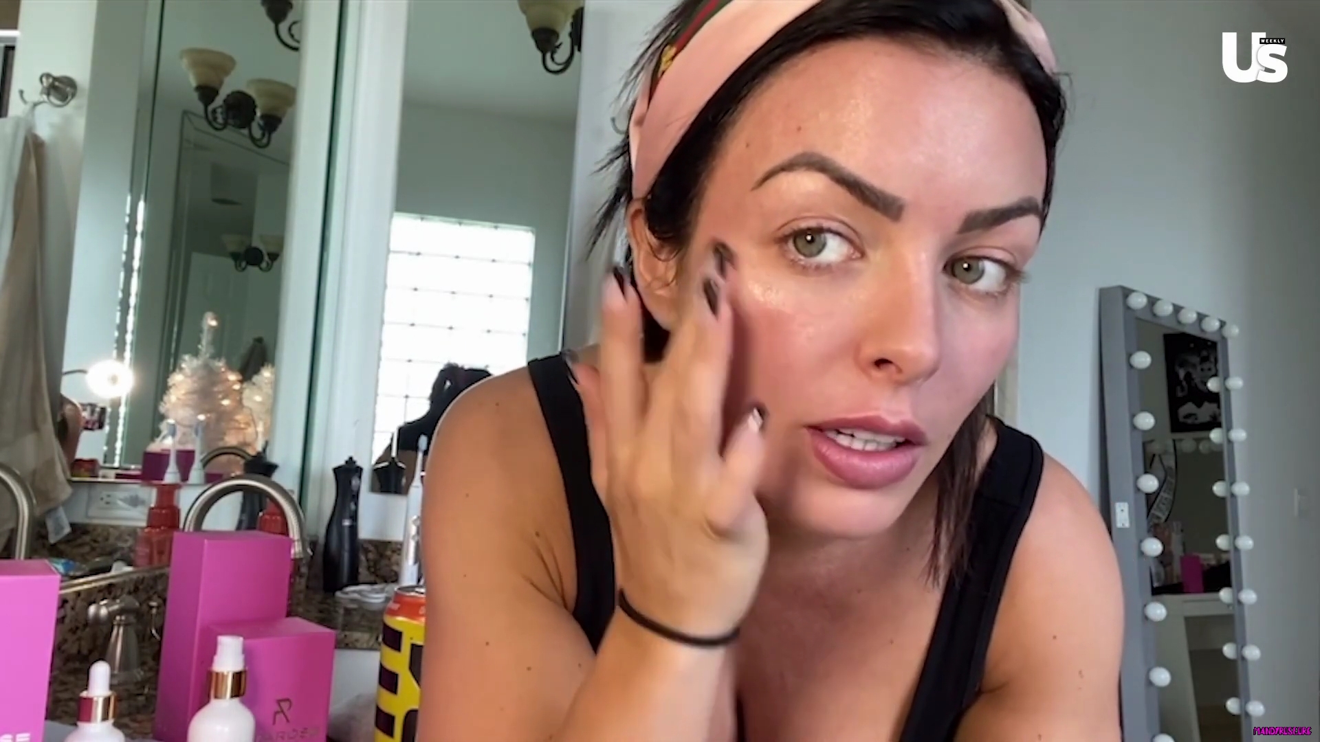 yt1s_com_-_WWE_Mandy_Rose_Shows_Off_Her_Beauty_Sleep_Routine__Beauty_Sleep_1080p_mp40622.jpg
