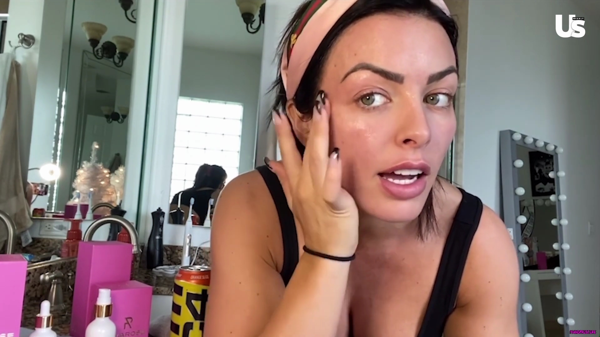 yt1s_com_-_WWE_Mandy_Rose_Shows_Off_Her_Beauty_Sleep_Routine__Beauty_Sleep_1080p_mp40630.jpg