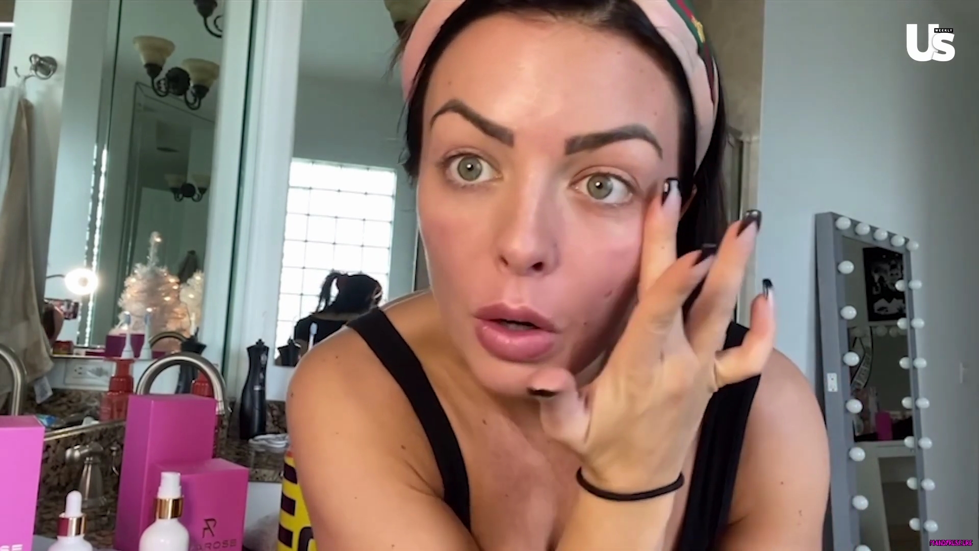 yt1s_com_-_WWE_Mandy_Rose_Shows_Off_Her_Beauty_Sleep_Routine__Beauty_Sleep_1080p_mp40650.jpg