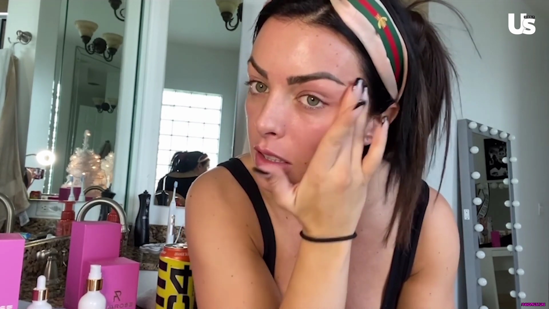 yt1s_com_-_WWE_Mandy_Rose_Shows_Off_Her_Beauty_Sleep_Routine__Beauty_Sleep_1080p_mp40656.jpg