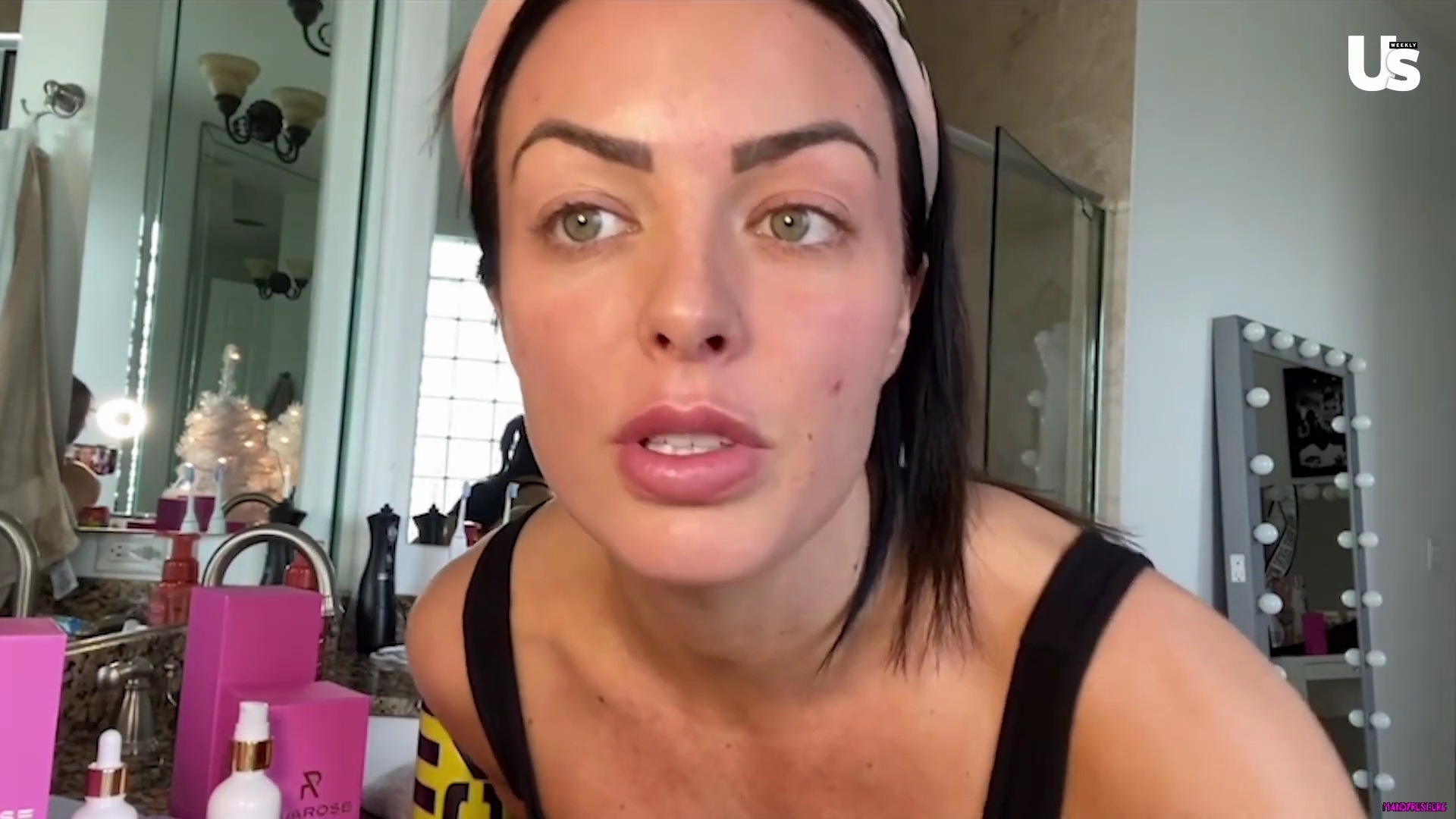 yt1s_com_-_WWE_Mandy_Rose_Shows_Off_Her_Beauty_Sleep_Routine__Beauty_Sleep_1080p_mp40670.jpg