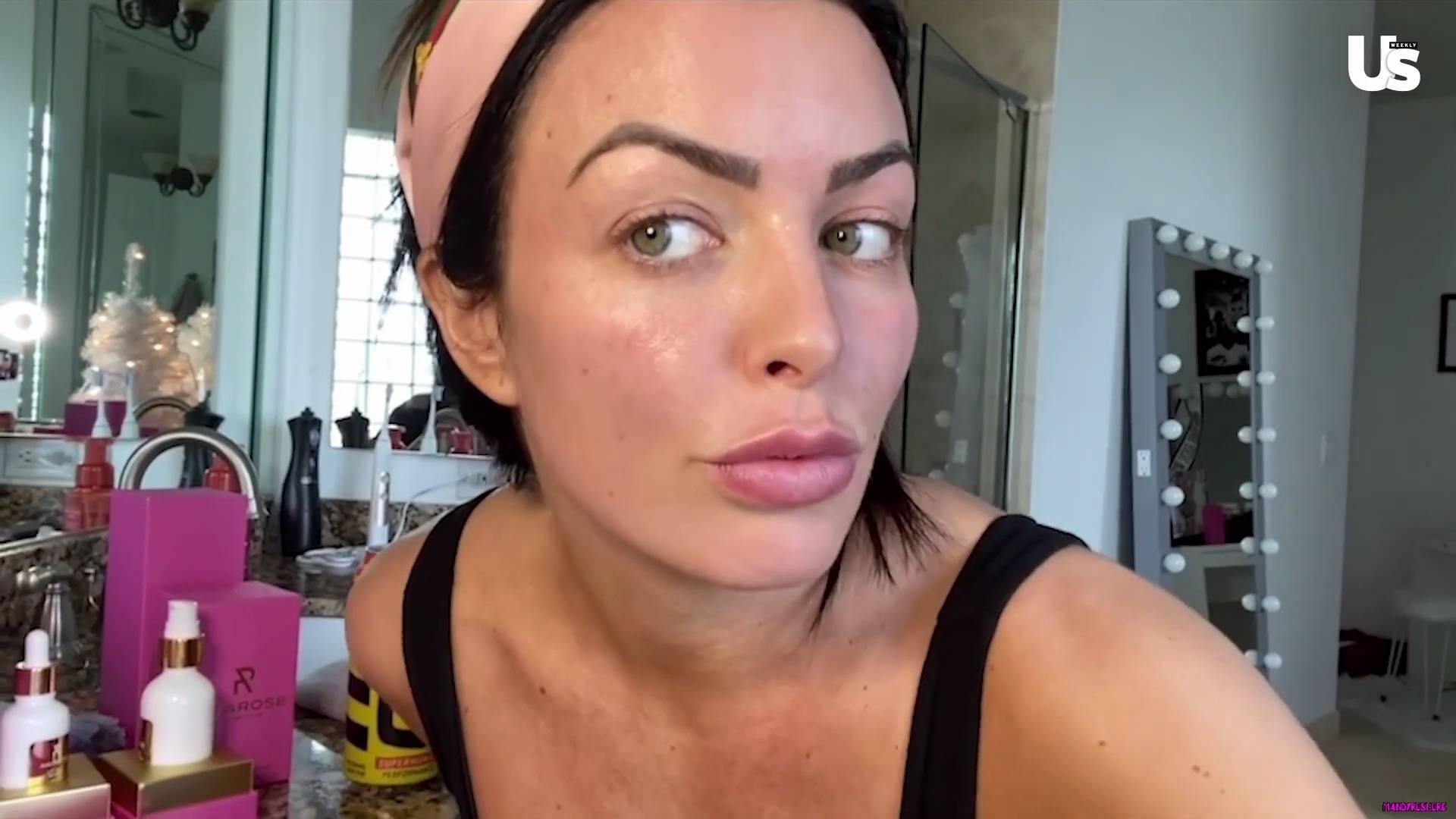 yt1s_com_-_WWE_Mandy_Rose_Shows_Off_Her_Beauty_Sleep_Routine__Beauty_Sleep_1080p_mp40674.jpg