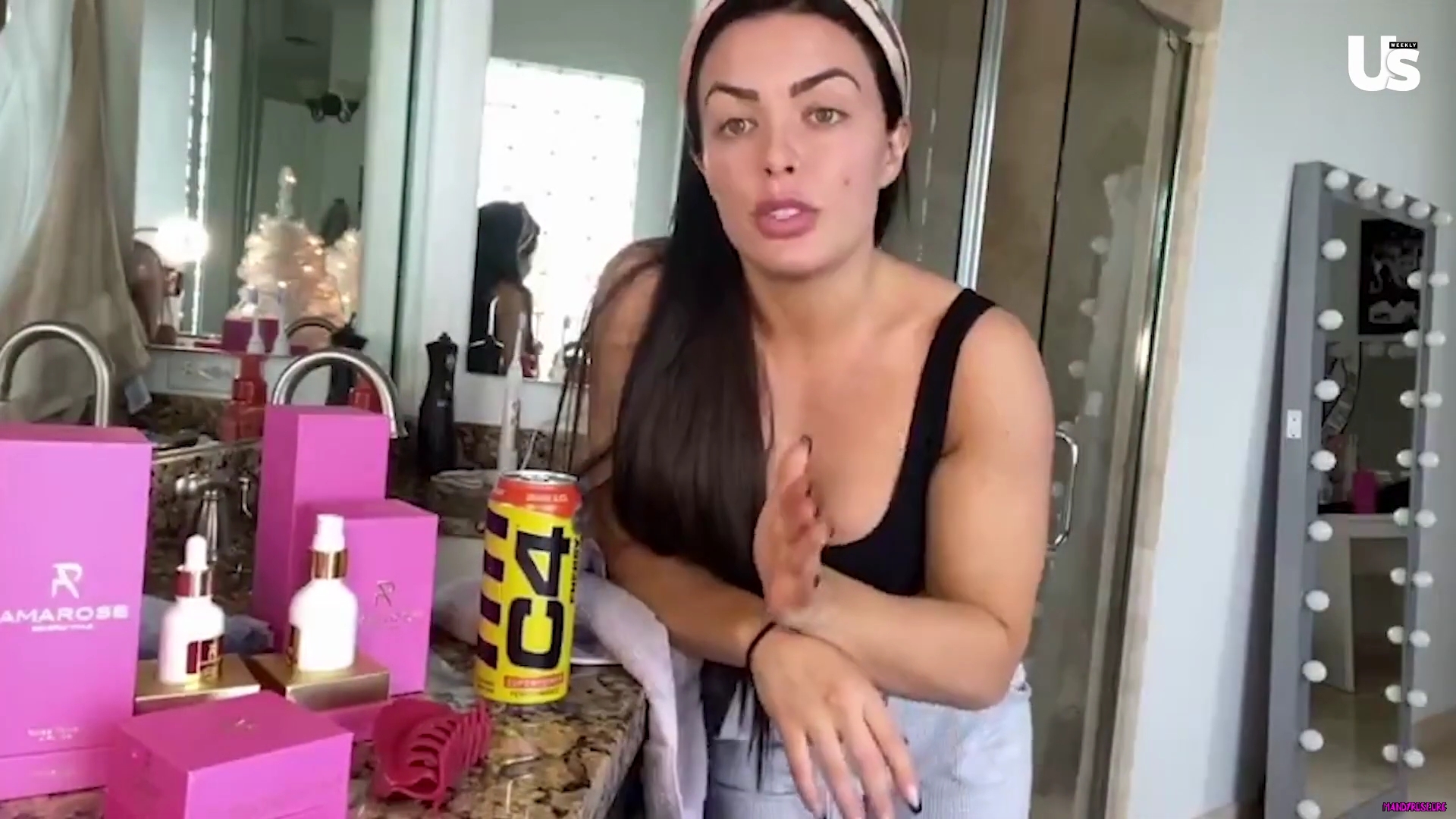 yt1s_com_-_WWE_Mandy_Rose_Shows_Off_Her_Beauty_Sleep_Routine__Beauty_Sleep_1080p_mp40686.jpg