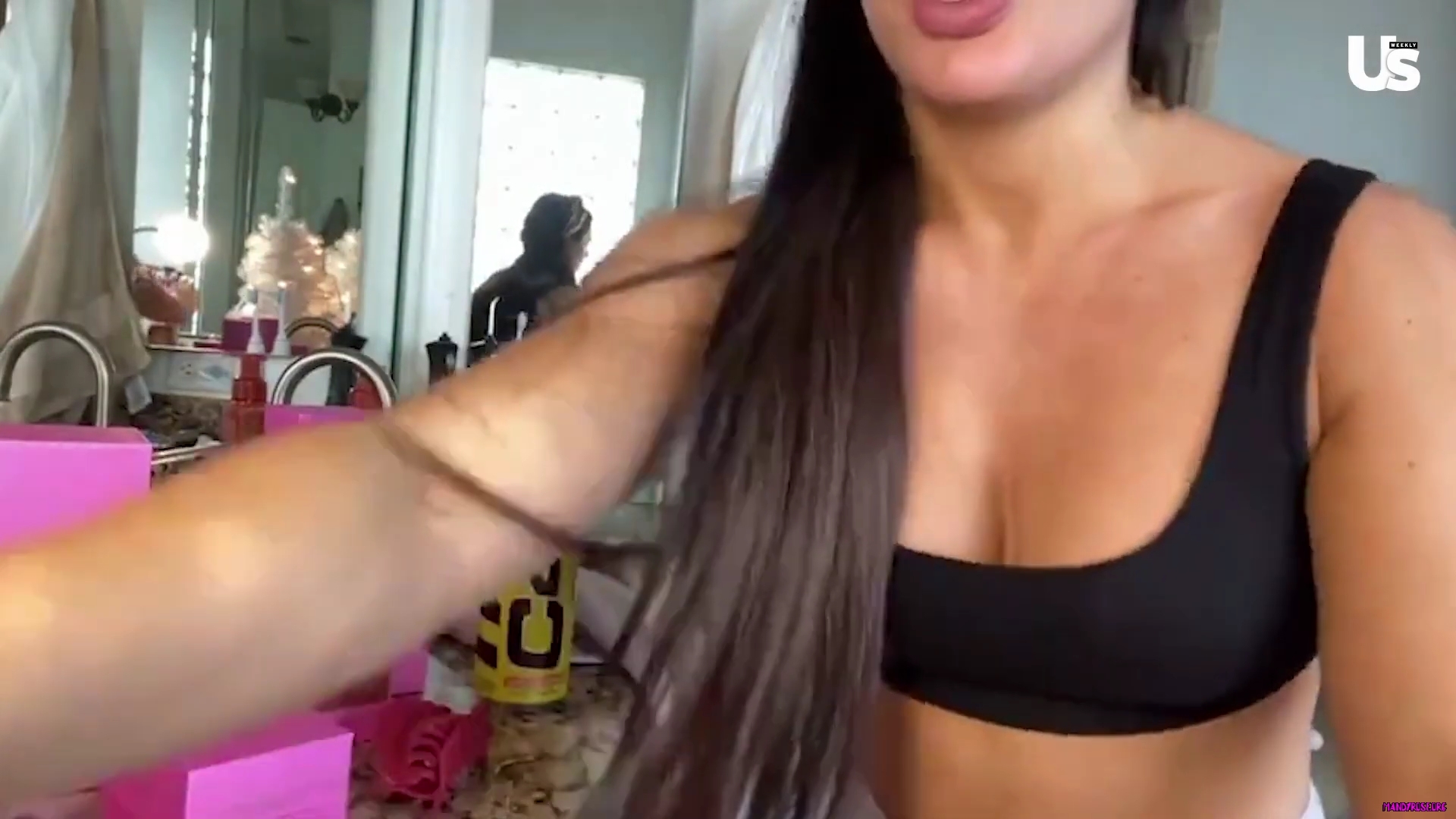 yt1s_com_-_WWE_Mandy_Rose_Shows_Off_Her_Beauty_Sleep_Routine__Beauty_Sleep_1080p_mp40699.jpg