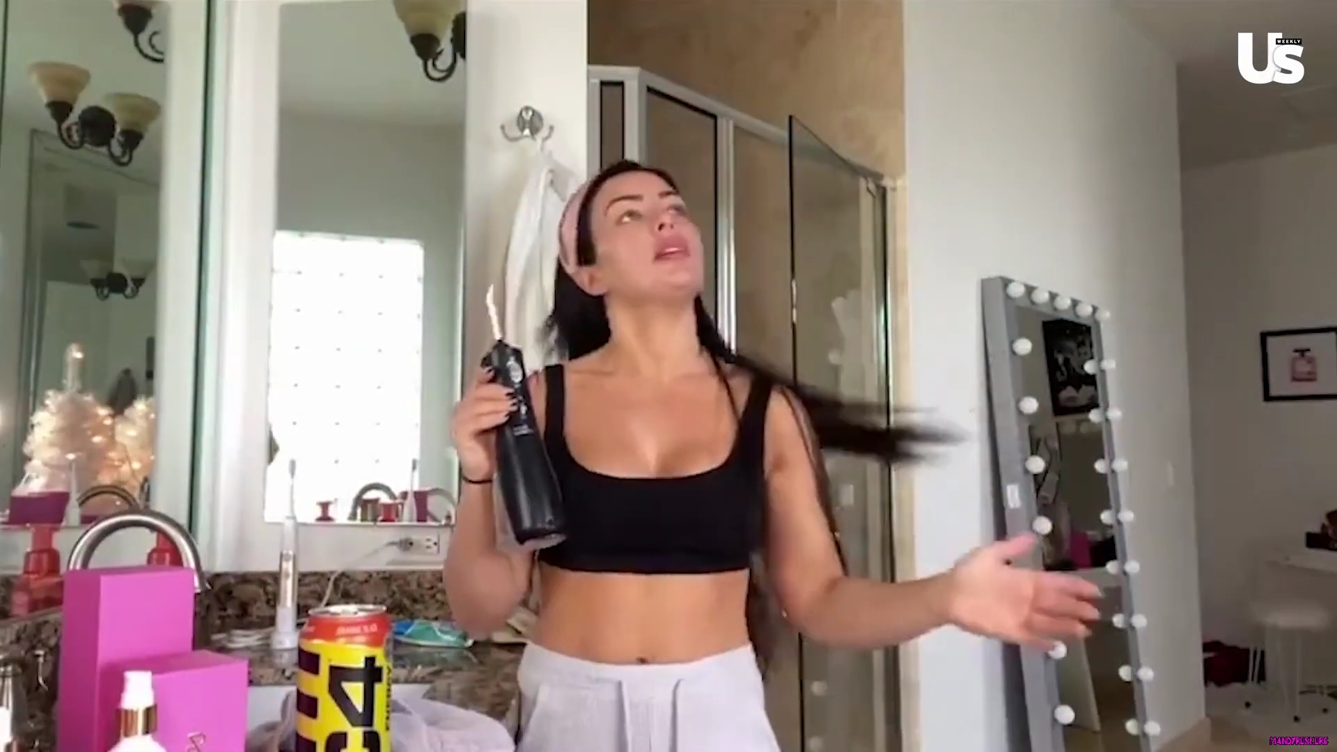yt1s_com_-_WWE_Mandy_Rose_Shows_Off_Her_Beauty_Sleep_Routine__Beauty_Sleep_1080p_mp40742.jpg