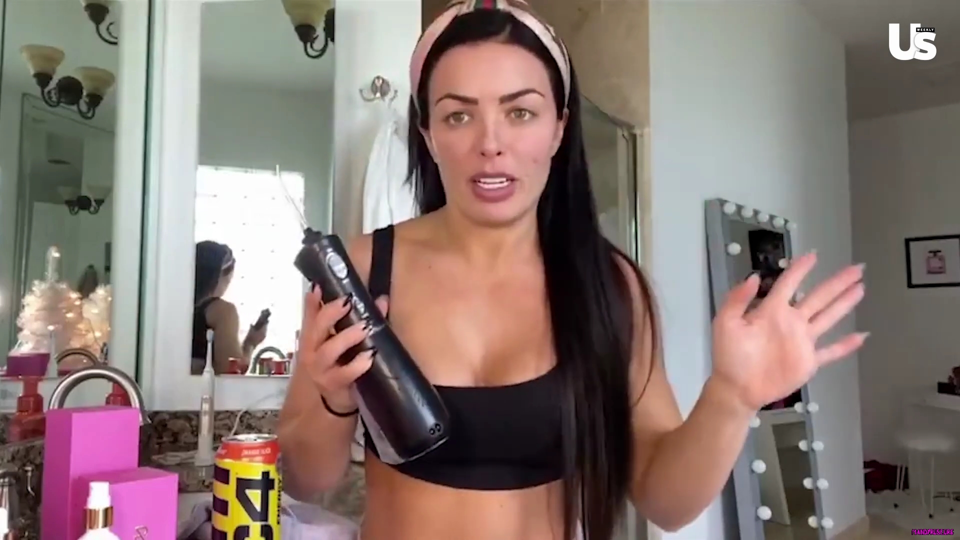 yt1s_com_-_WWE_Mandy_Rose_Shows_Off_Her_Beauty_Sleep_Routine__Beauty_Sleep_1080p_mp40773.jpg