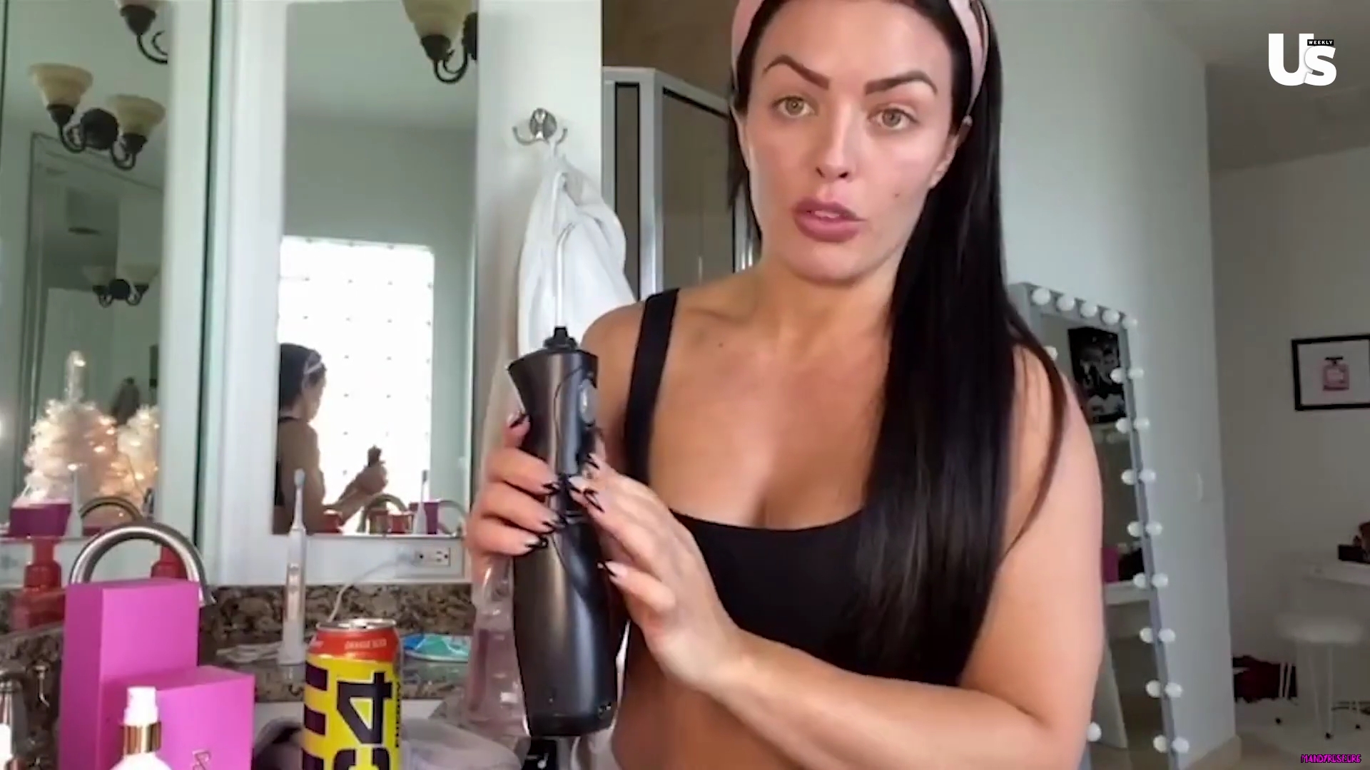 yt1s_com_-_WWE_Mandy_Rose_Shows_Off_Her_Beauty_Sleep_Routine__Beauty_Sleep_1080p_mp40787.jpg