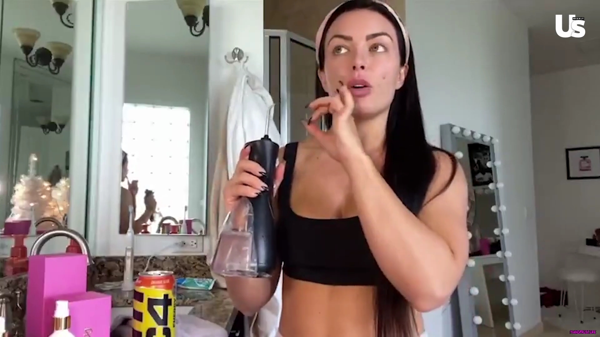 yt1s_com_-_WWE_Mandy_Rose_Shows_Off_Her_Beauty_Sleep_Routine__Beauty_Sleep_1080p_mp40792.jpg
