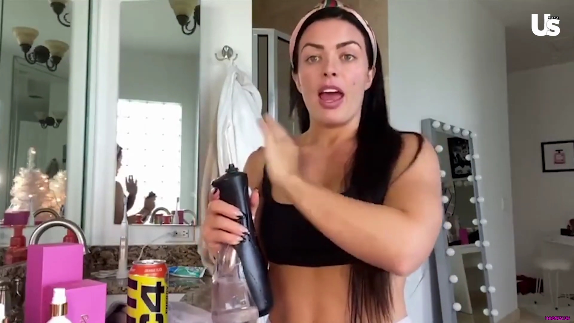 yt1s_com_-_WWE_Mandy_Rose_Shows_Off_Her_Beauty_Sleep_Routine__Beauty_Sleep_1080p_mp40795.jpg