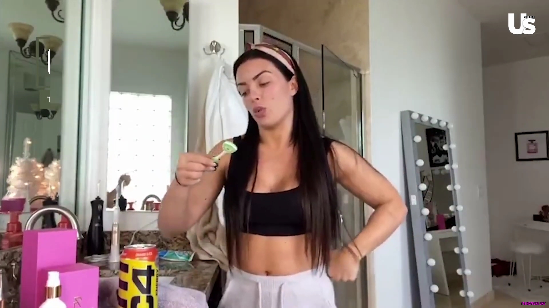 yt1s_com_-_WWE_Mandy_Rose_Shows_Off_Her_Beauty_Sleep_Routine__Beauty_Sleep_1080p_mp40829.jpg