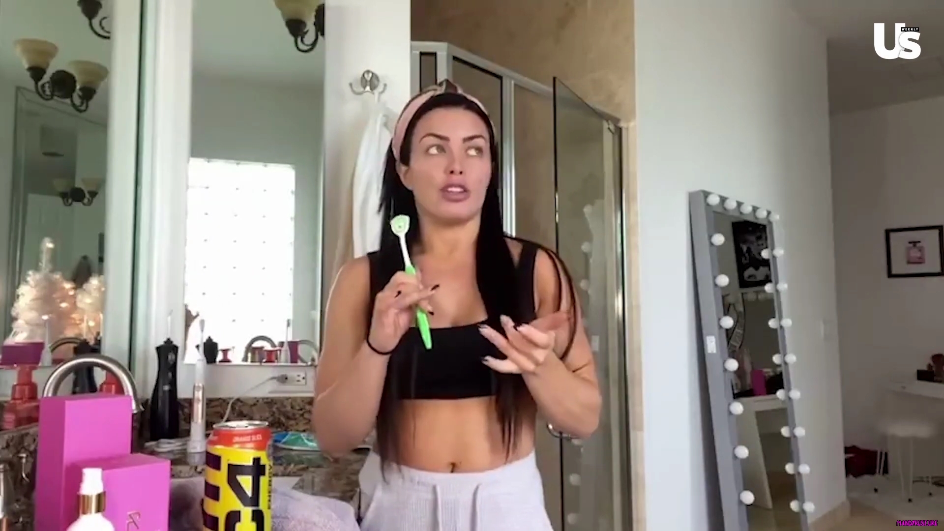 yt1s_com_-_WWE_Mandy_Rose_Shows_Off_Her_Beauty_Sleep_Routine__Beauty_Sleep_1080p_mp40841.jpg