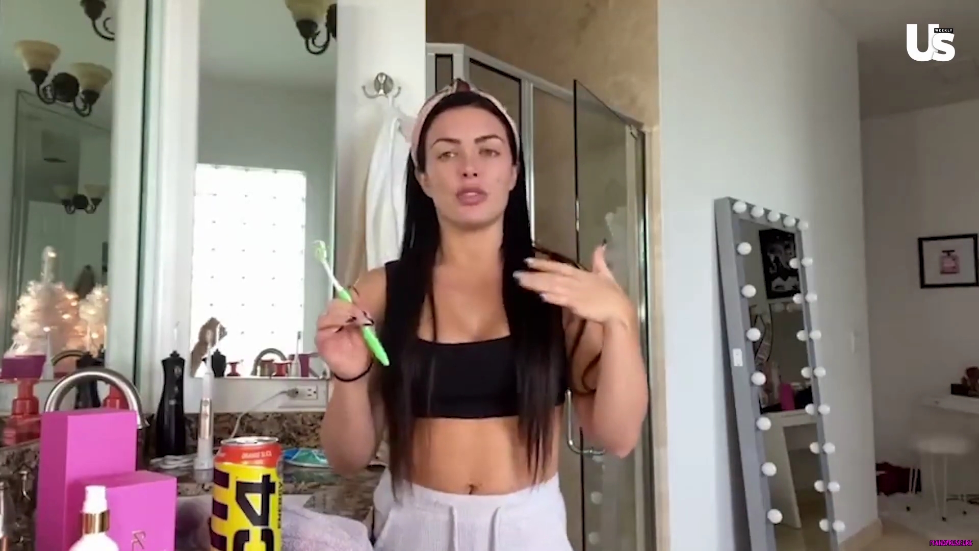 yt1s_com_-_WWE_Mandy_Rose_Shows_Off_Her_Beauty_Sleep_Routine__Beauty_Sleep_1080p_mp40845.jpg
