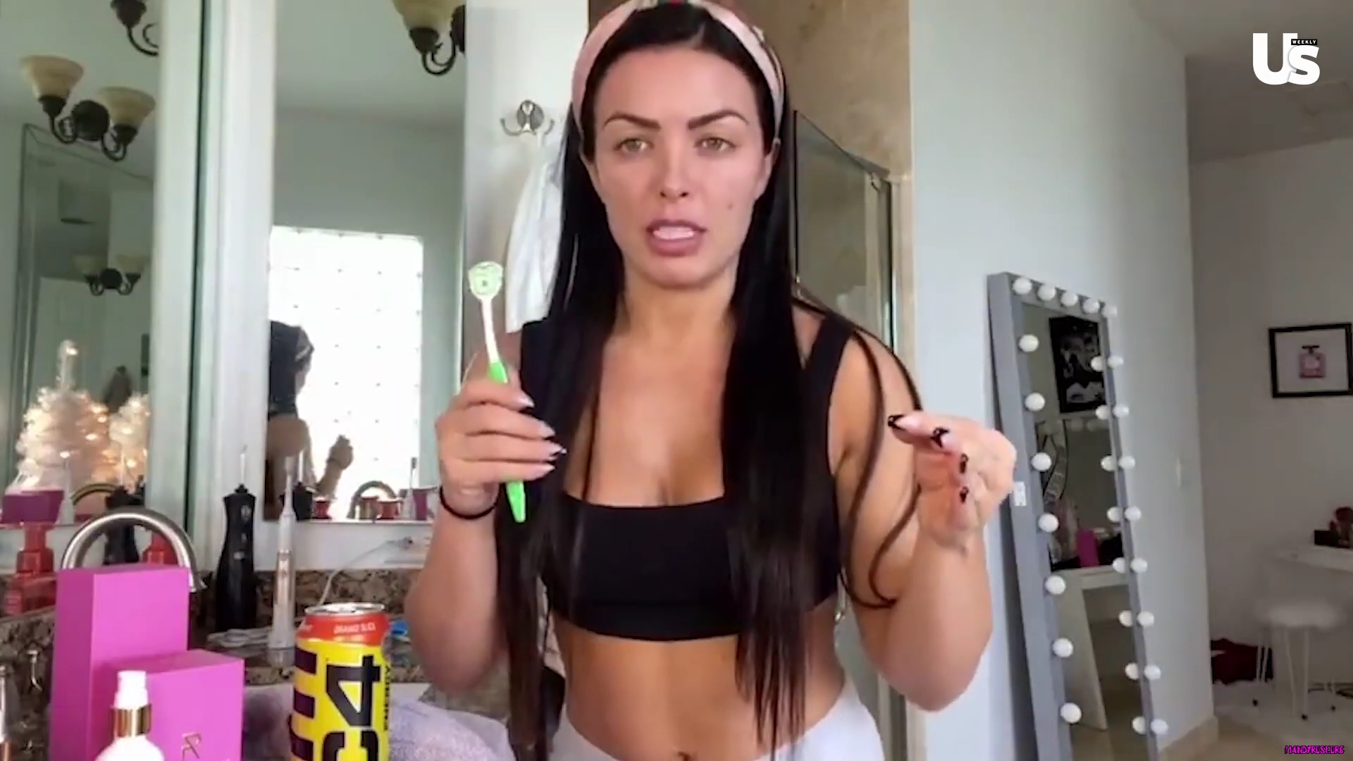 yt1s_com_-_WWE_Mandy_Rose_Shows_Off_Her_Beauty_Sleep_Routine__Beauty_Sleep_1080p_mp40847.jpg