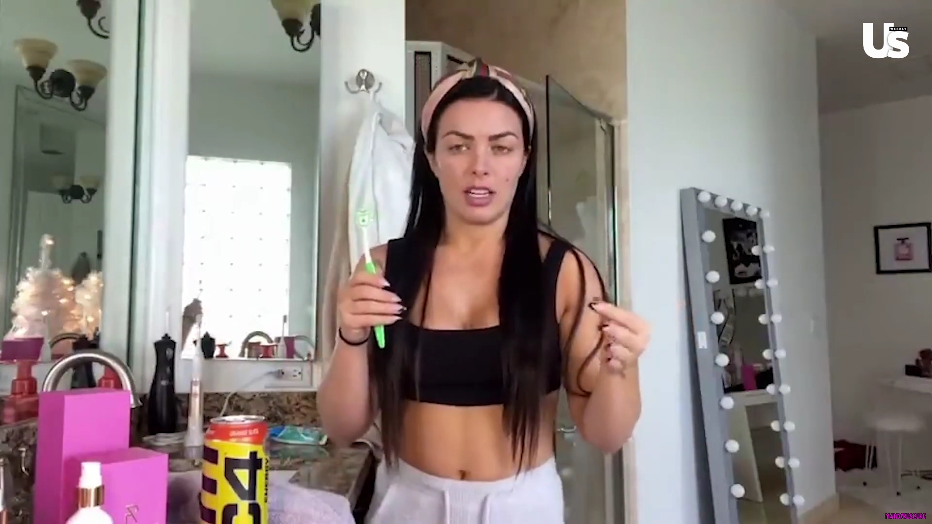 yt1s_com_-_WWE_Mandy_Rose_Shows_Off_Her_Beauty_Sleep_Routine__Beauty_Sleep_1080p_mp40848.jpg