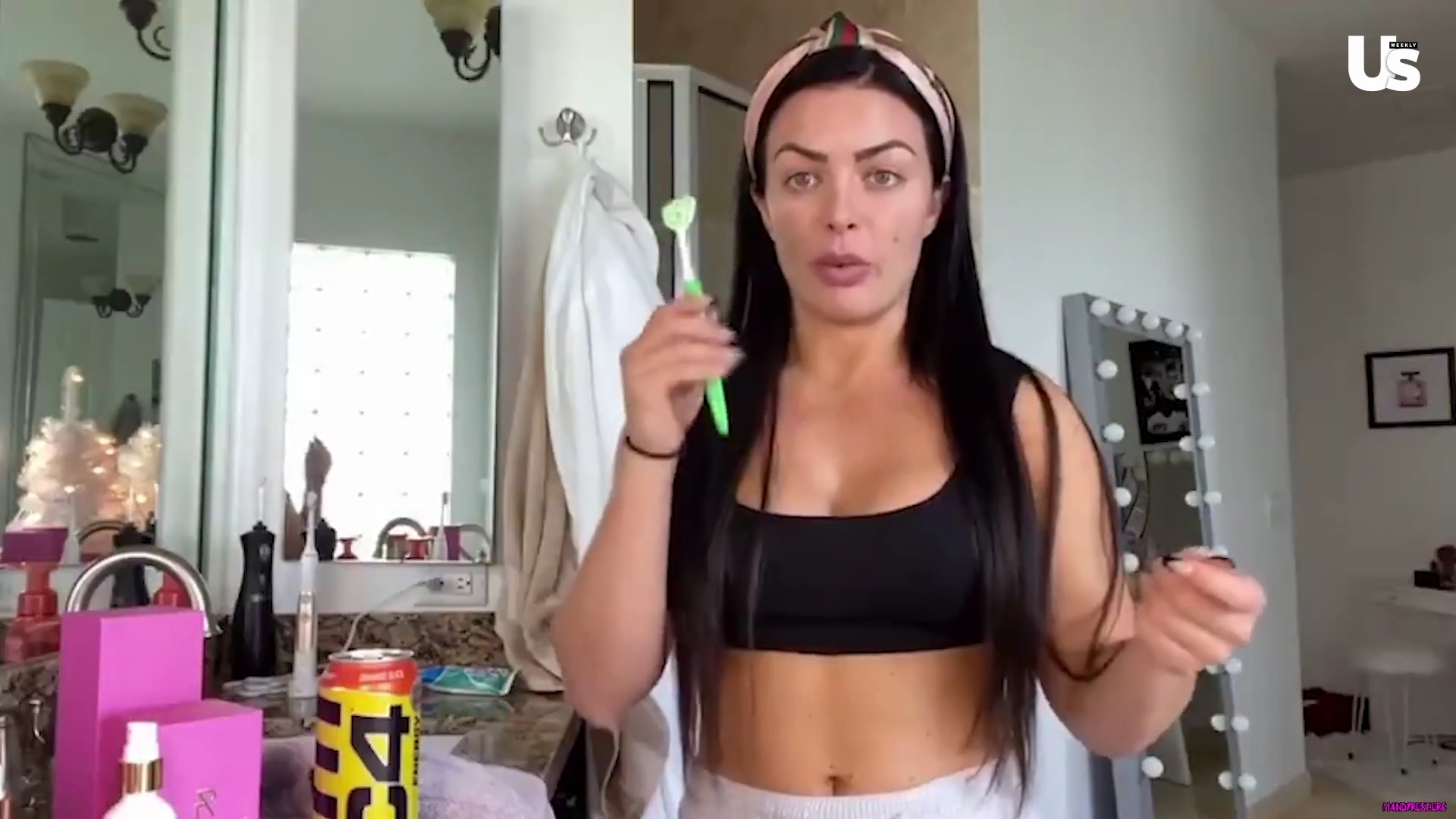 yt1s_com_-_WWE_Mandy_Rose_Shows_Off_Her_Beauty_Sleep_Routine__Beauty_Sleep_1080p_mp40853.jpg