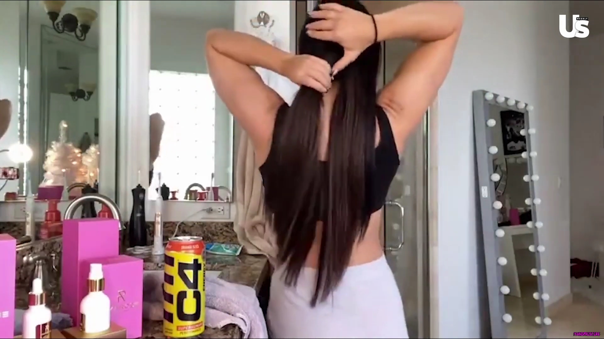yt1s_com_-_WWE_Mandy_Rose_Shows_Off_Her_Beauty_Sleep_Routine__Beauty_Sleep_1080p_mp40879.jpg