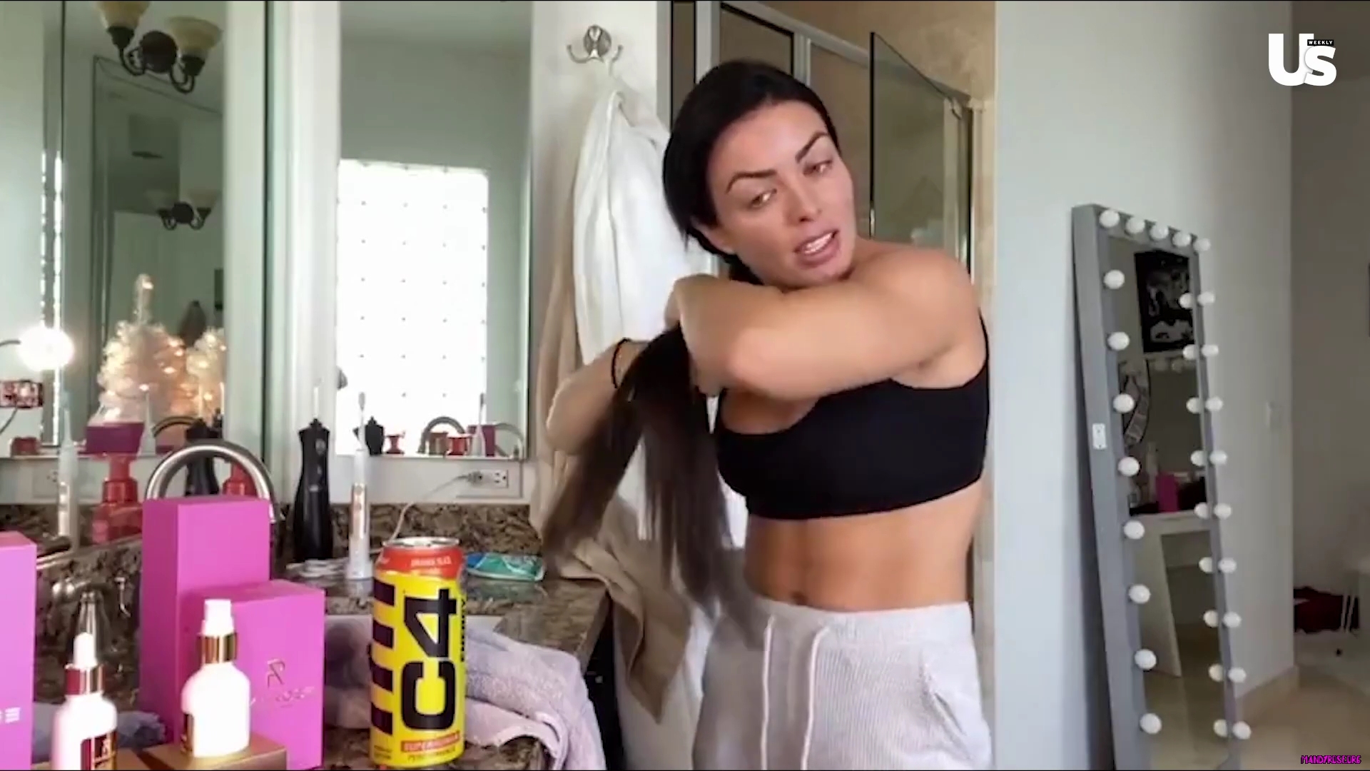 yt1s_com_-_WWE_Mandy_Rose_Shows_Off_Her_Beauty_Sleep_Routine__Beauty_Sleep_1080p_mp40895.jpg