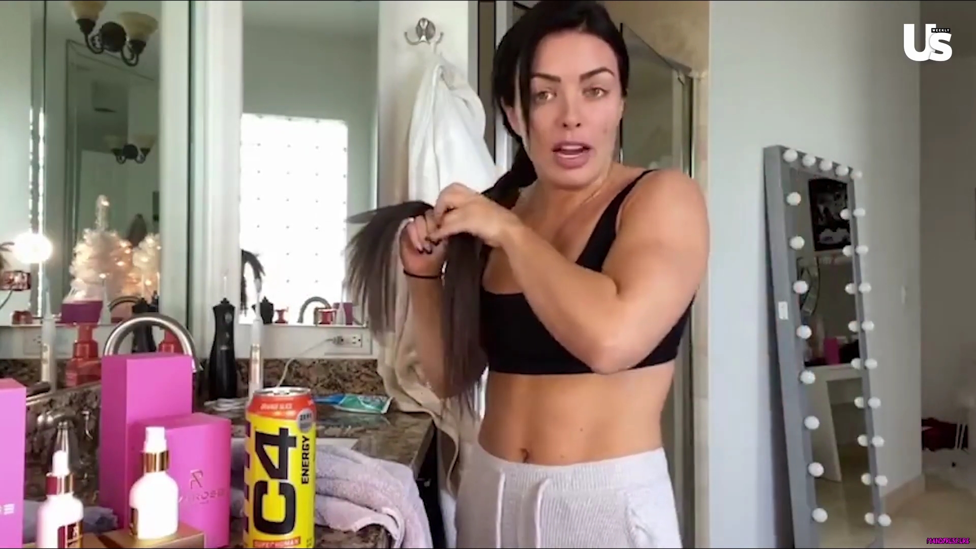 yt1s_com_-_WWE_Mandy_Rose_Shows_Off_Her_Beauty_Sleep_Routine__Beauty_Sleep_1080p_mp40913.jpg