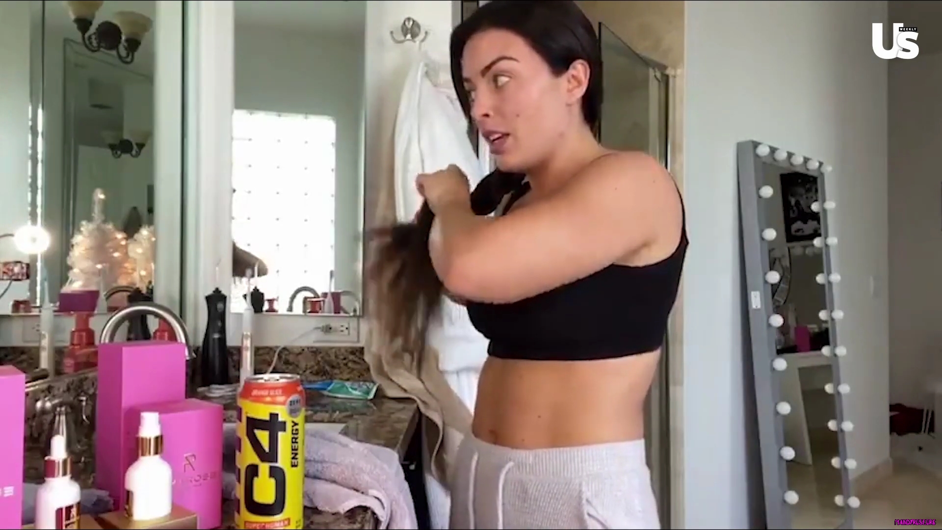 yt1s_com_-_WWE_Mandy_Rose_Shows_Off_Her_Beauty_Sleep_Routine__Beauty_Sleep_1080p_mp40917.jpg