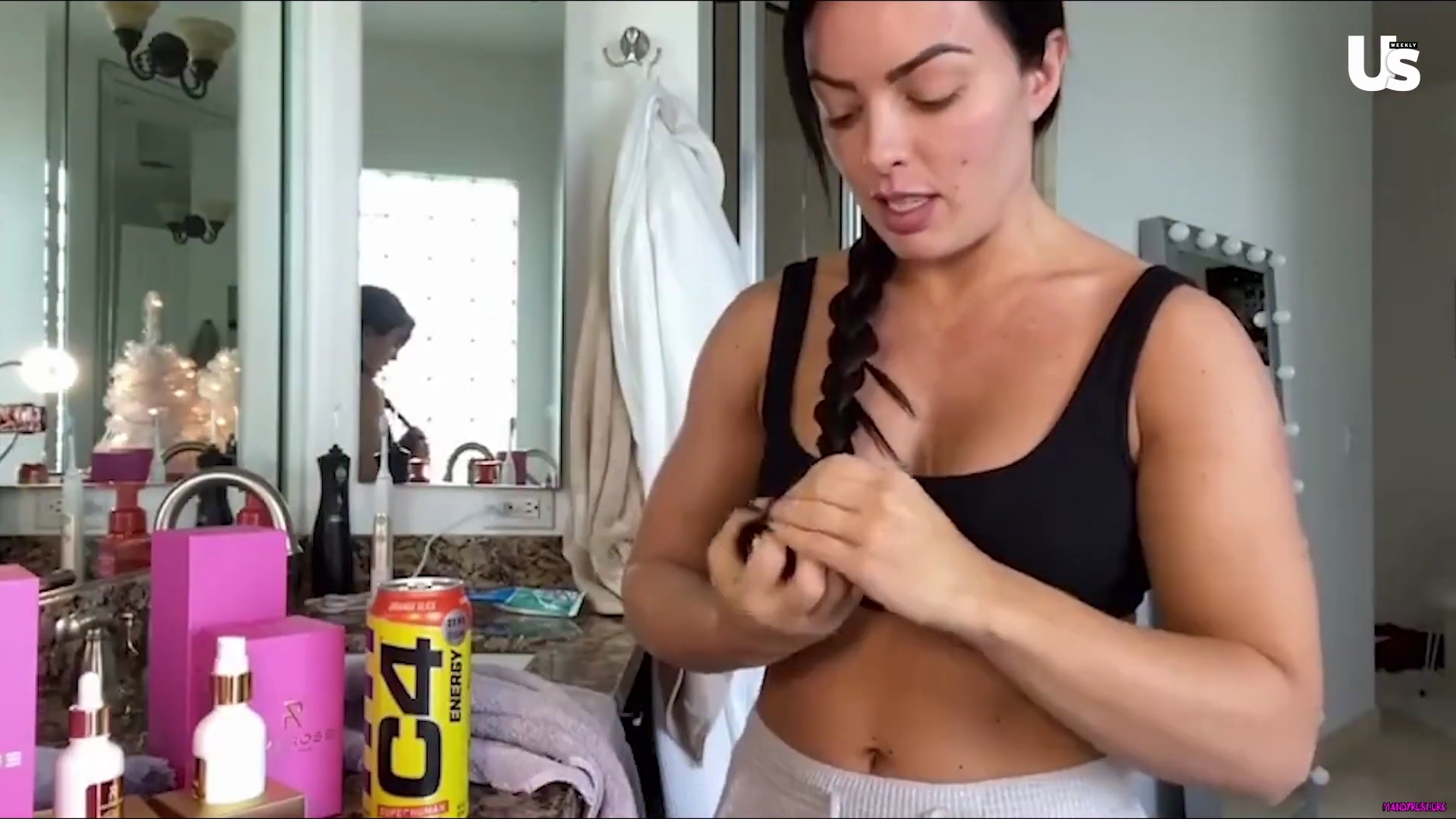 yt1s_com_-_WWE_Mandy_Rose_Shows_Off_Her_Beauty_Sleep_Routine__Beauty_Sleep_1080p_mp40933.jpg