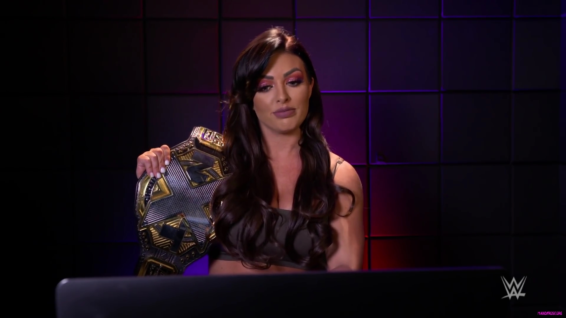 yt5s_com-Becky_Lynch2C_Mandy_Rose_and_more_WWE_Superstars_react_to_2019_Women_s_Royal_Rumble__WWE_Playback-281080p29_mp40080.jpg
