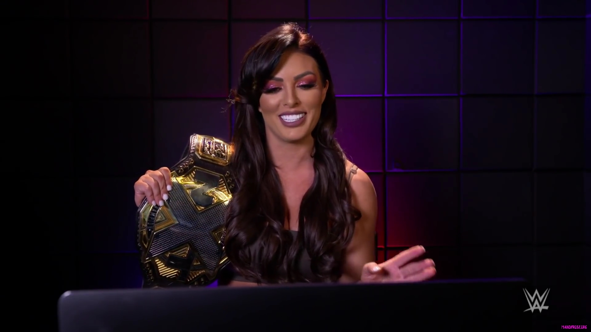 yt5s_com-Becky_Lynch2C_Mandy_Rose_and_more_WWE_Superstars_react_to_2019_Women_s_Royal_Rumble__WWE_Playback-281080p29_mp40180.jpg