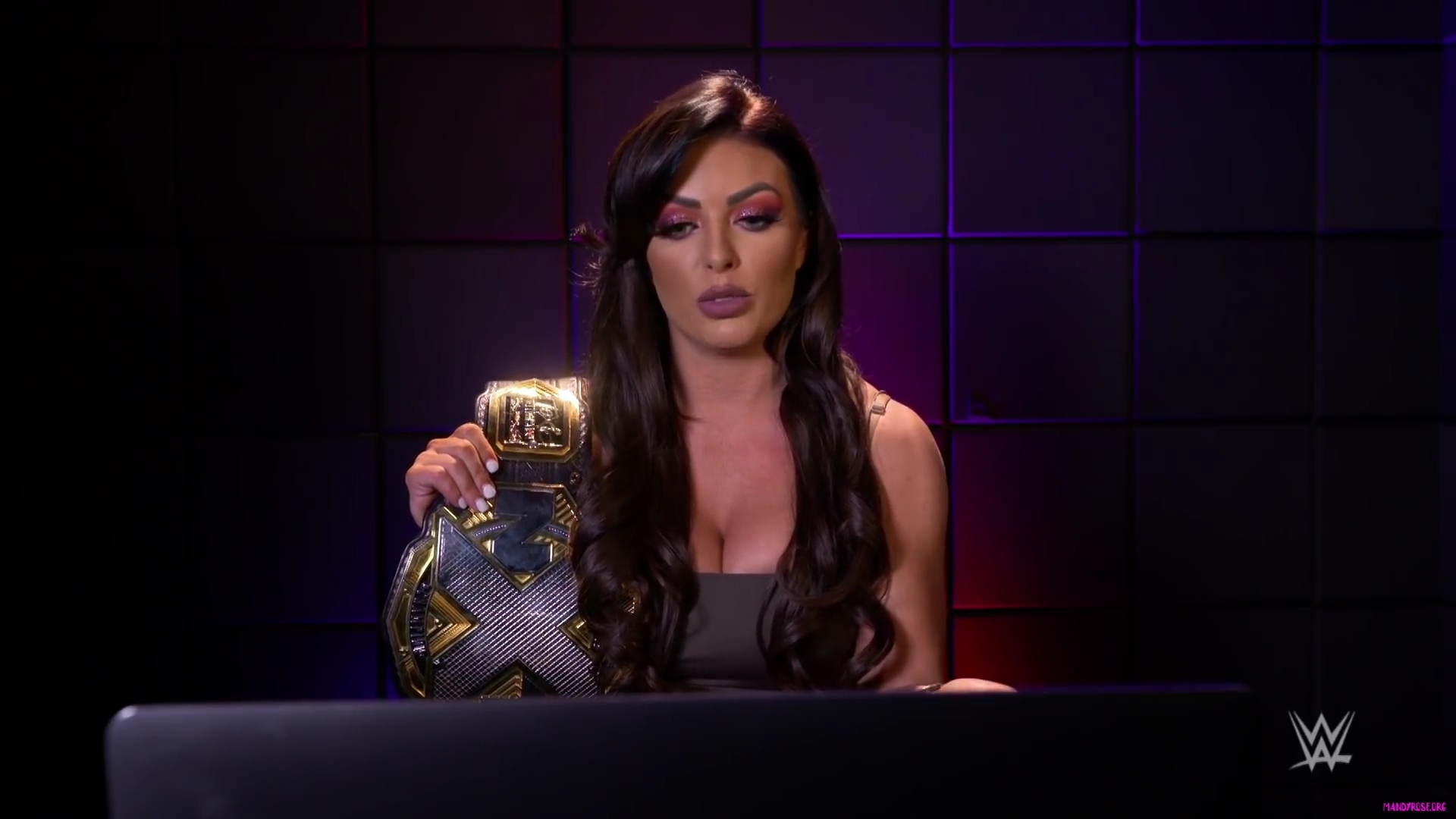 yt5s_com-Becky_Lynch2C_Mandy_Rose_and_more_WWE_Superstars_react_to_2019_Women_s_Royal_Rumble__WWE_Playback-281080p29_mp40432.jpg