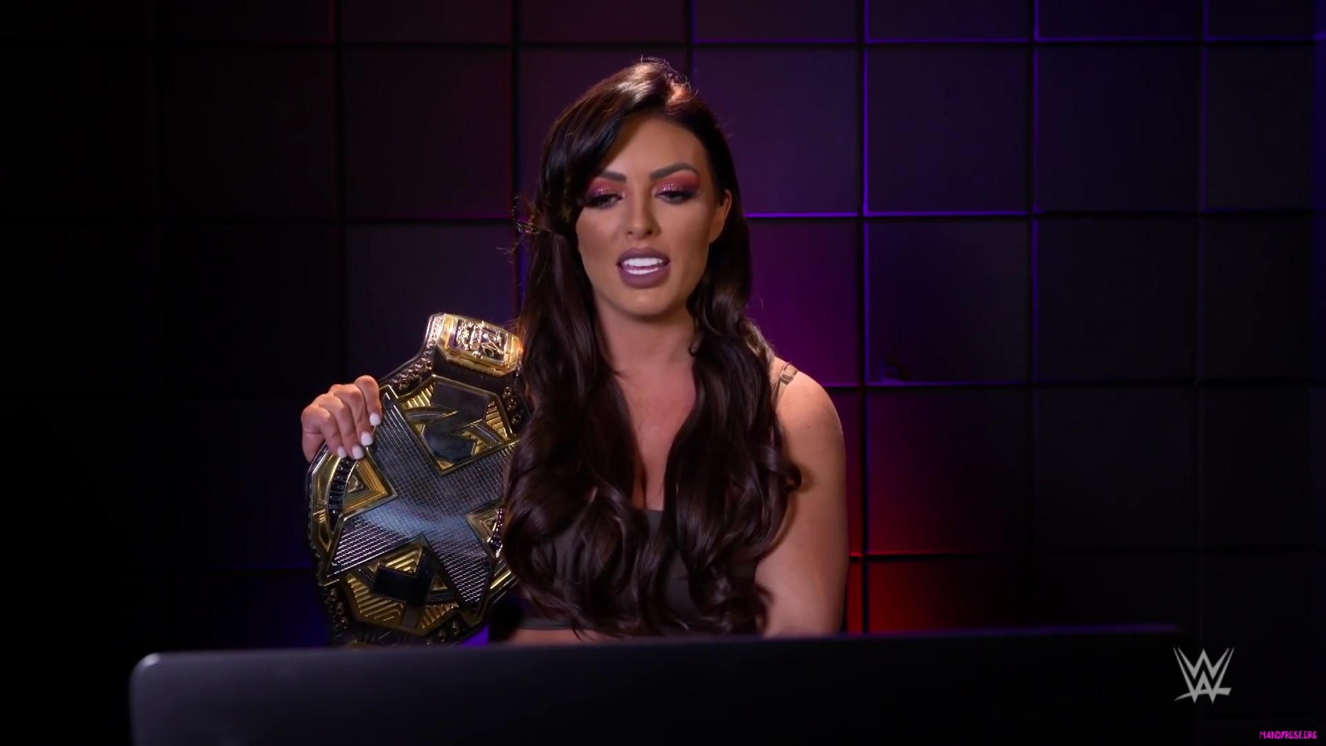 yt5s_com-Becky_Lynch2C_Mandy_Rose_and_more_WWE_Superstars_react_to_2019_Women_s_Royal_Rumble__WWE_Playback-281080p29_mp40867.jpg