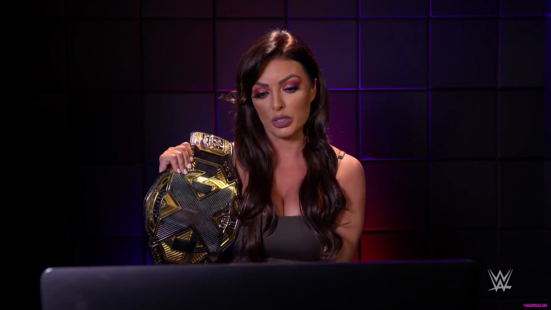 yt5s_com-Becky_Lynch2C_Mandy_Rose_and_more_WWE_Superstars_react_to_2019_Women_s_Royal_Rumble__WWE_Playback-281080p29_mp41557.jpg