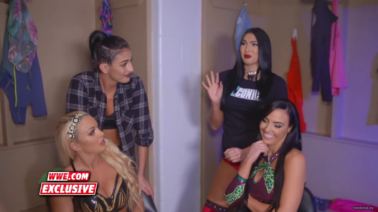 Lana_finds_an_ally_in_Carmella_SmackDown_Exclusive2C_Oct__92C_2018_mp40020.jpg