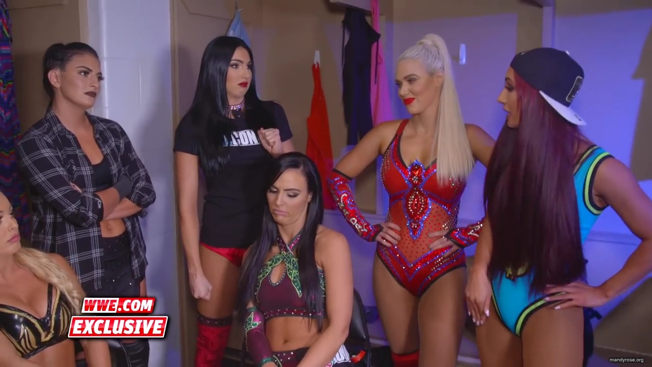 Lana_finds_an_ally_in_Carmella_SmackDown_Exclusive2C_Oct__92C_2018_mp40101.jpg