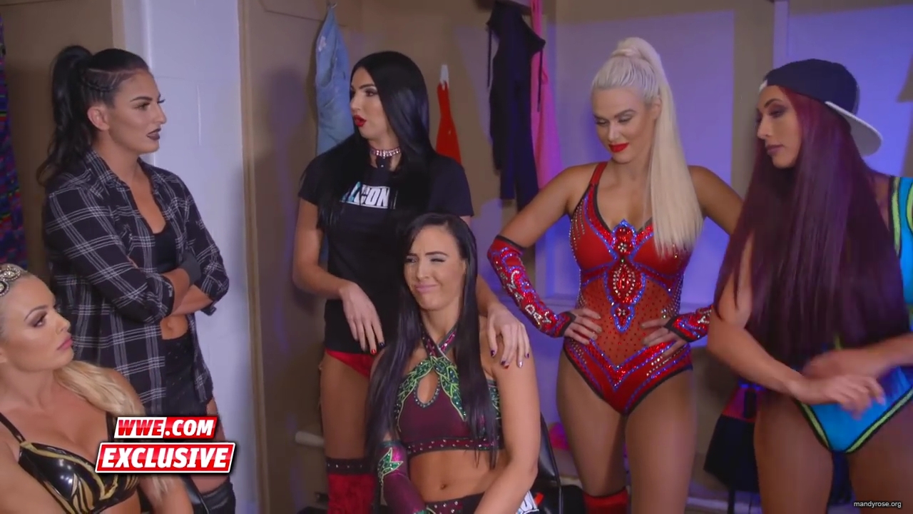 Lana_finds_an_ally_in_Carmella_SmackDown_Exclusive2C_Oct__92C_2018_mp40105.jpg