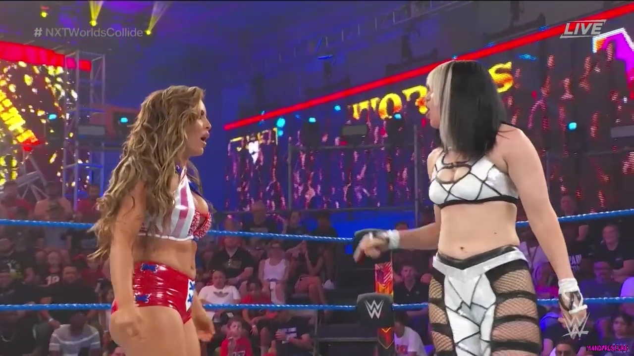Mandy_Worlds_Collide_mp411828.jpg