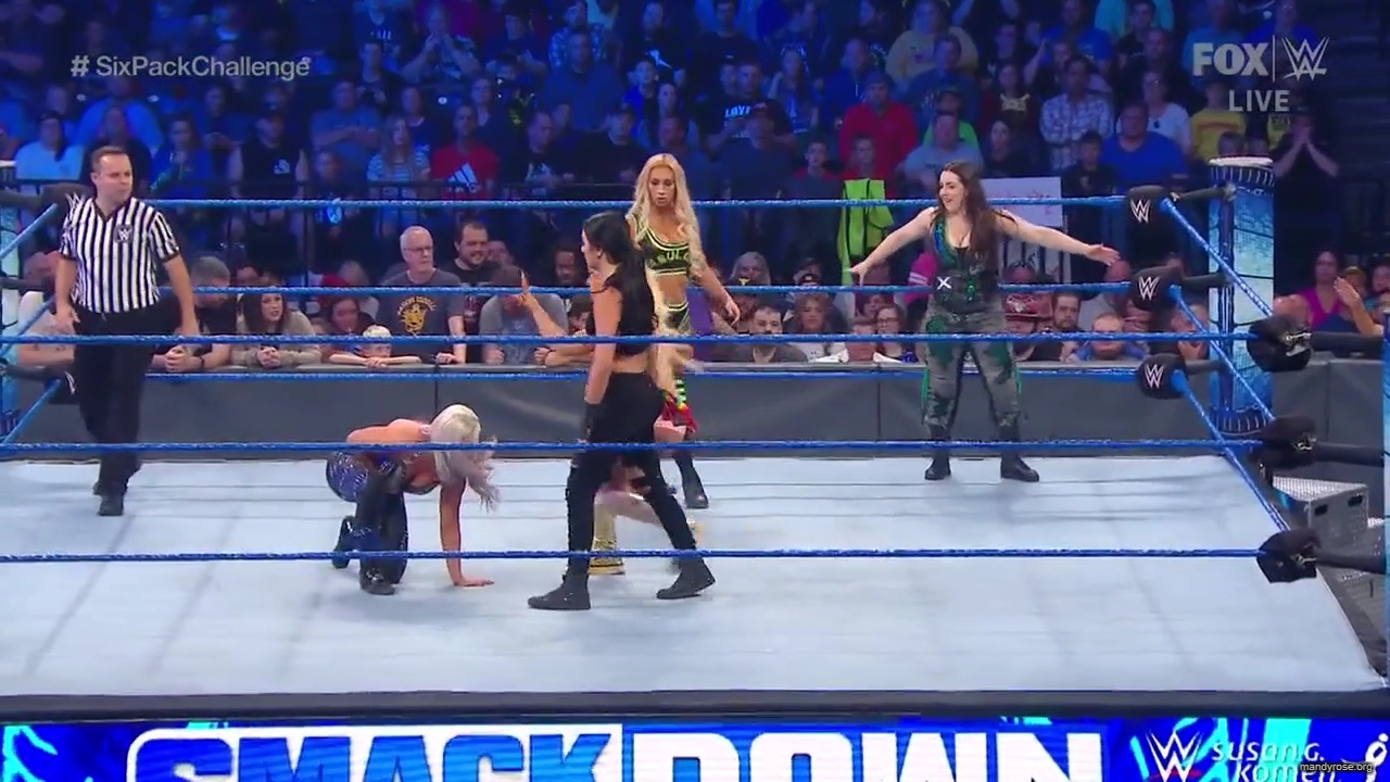 WWE_Friday_Night_SmackDown_2019_10_18_720p_HDTV_x264-NWCHD_mp41844.jpg