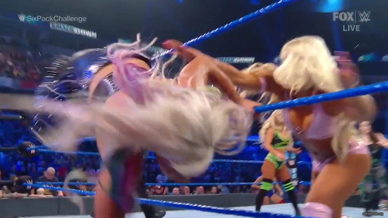 WWE_Friday_Night_SmackDown_2019_10_18_720p_HDTV_x264-NWCHD_mp41846.jpg