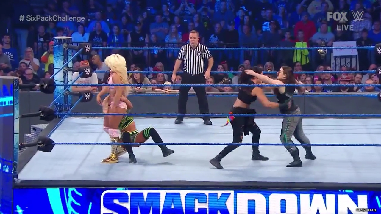 WWE_Friday_Night_SmackDown_2019_10_18_720p_HDTV_x264-NWCHD_mp41848.jpg