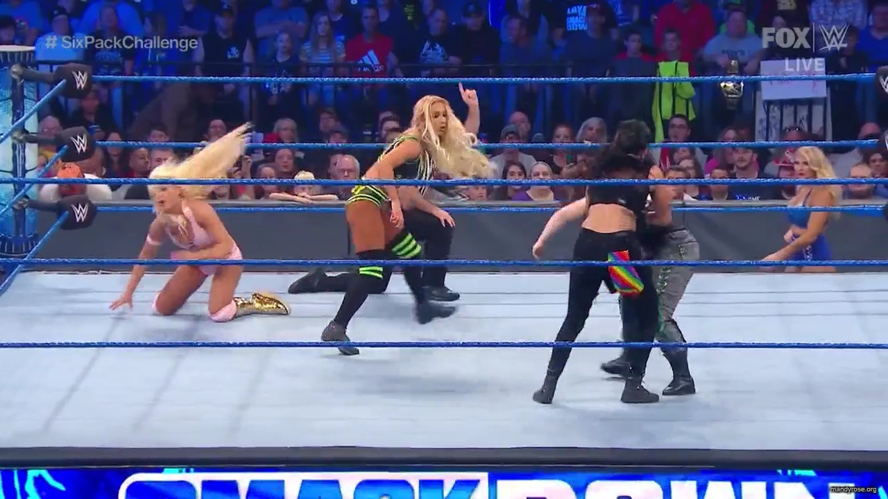 WWE_Friday_Night_SmackDown_2019_10_18_720p_HDTV_x264-NWCHD_mp41851.jpg