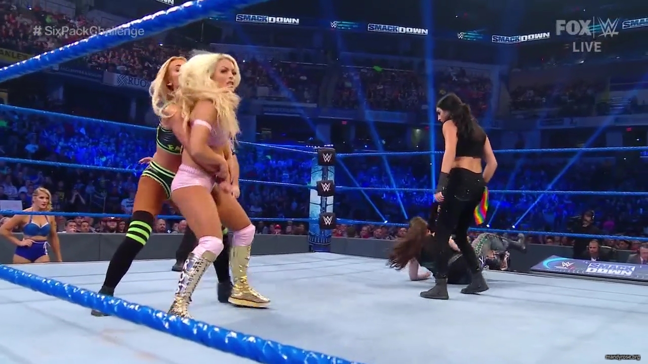 WWE_Friday_Night_SmackDown_2019_10_18_720p_HDTV_x264-NWCHD_mp41854.jpg