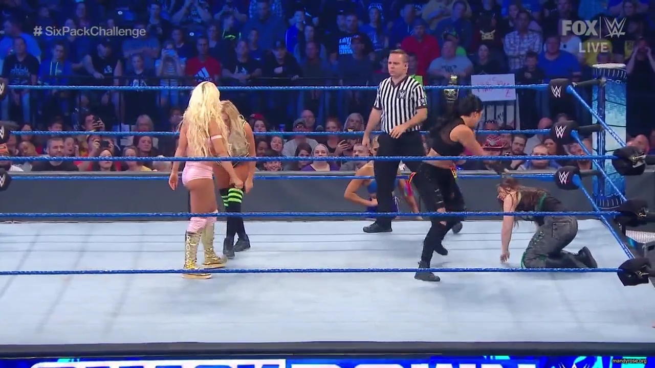 WWE_Friday_Night_SmackDown_2019_10_18_720p_HDTV_x264-NWCHD_mp41856.jpg