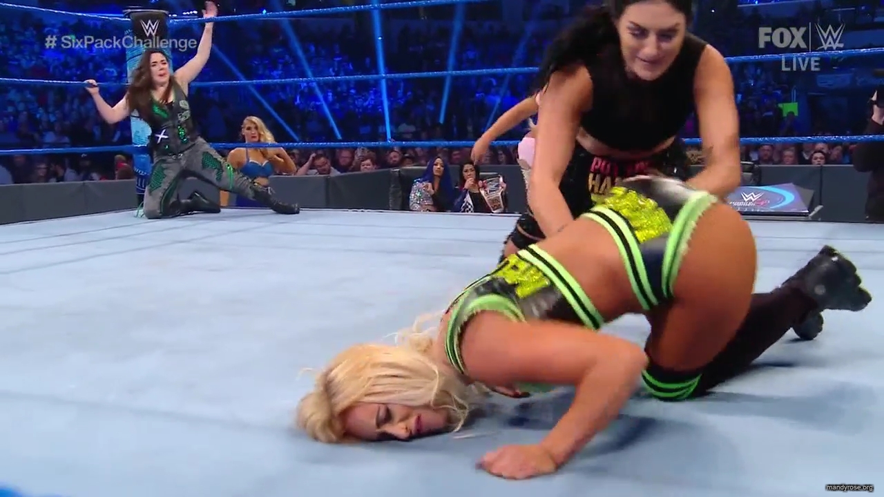 WWE_Friday_Night_SmackDown_2019_10_18_720p_HDTV_x264-NWCHD_mp41872.jpg
