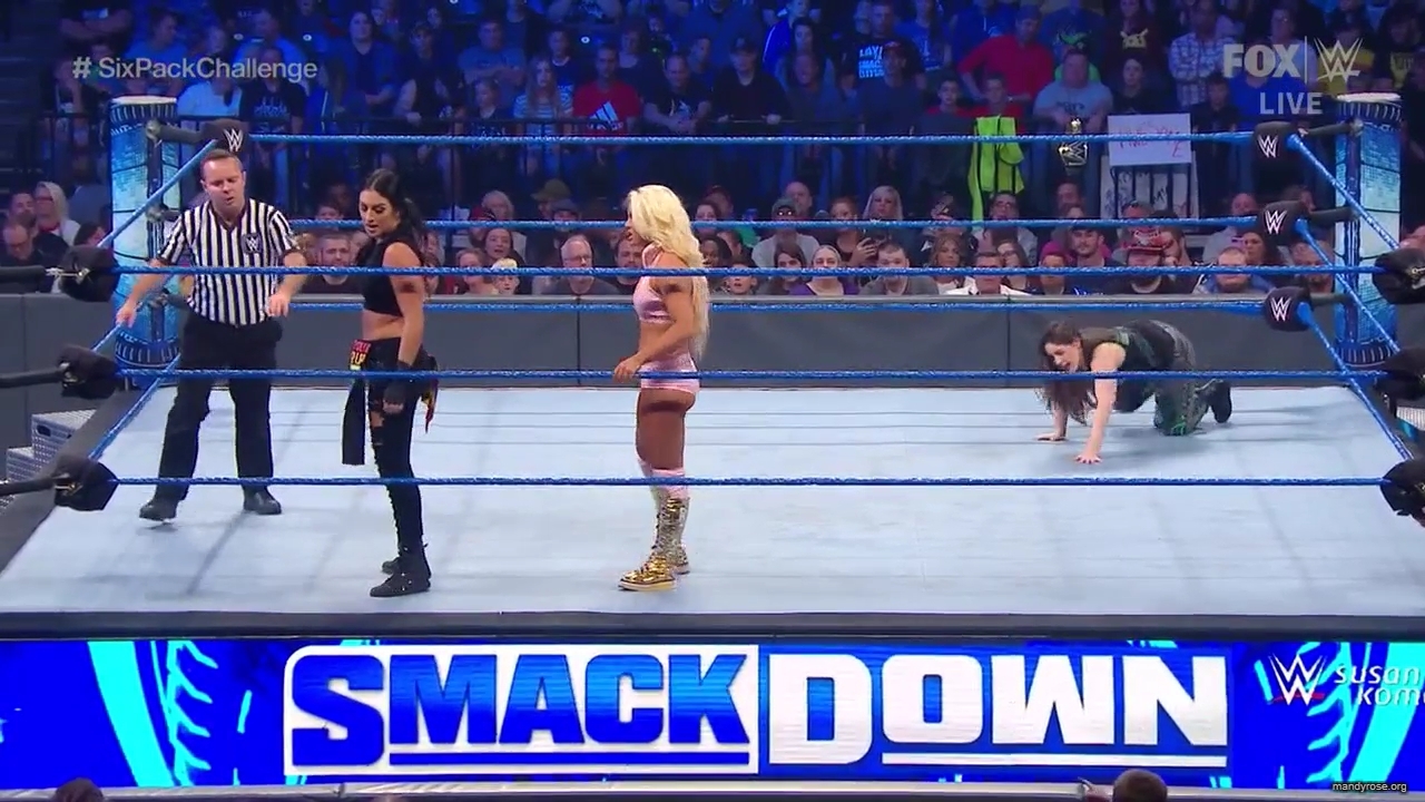 WWE_Friday_Night_SmackDown_2019_10_18_720p_HDTV_x264-NWCHD_mp41876.jpg