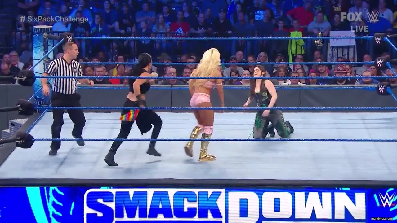 WWE_Friday_Night_SmackDown_2019_10_18_720p_HDTV_x264-NWCHD_mp41878.jpg