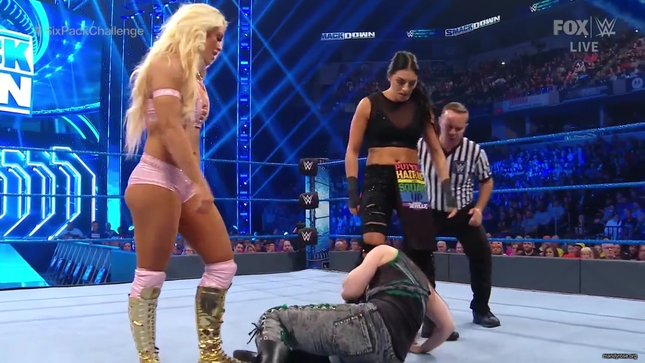 WWE_Friday_Night_SmackDown_2019_10_18_720p_HDTV_x264-NWCHD_mp41881.jpg