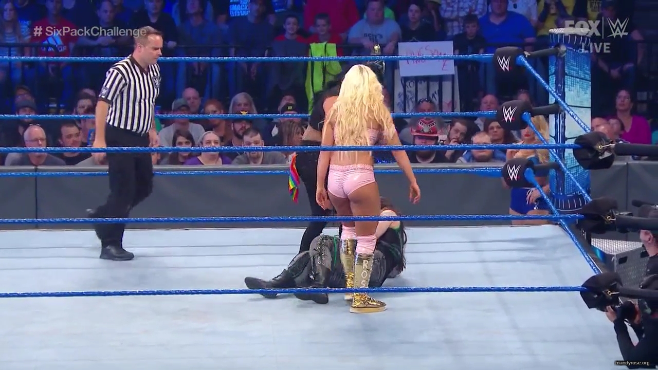 WWE_Friday_Night_SmackDown_2019_10_18_720p_HDTV_x264-NWCHD_mp41885.jpg