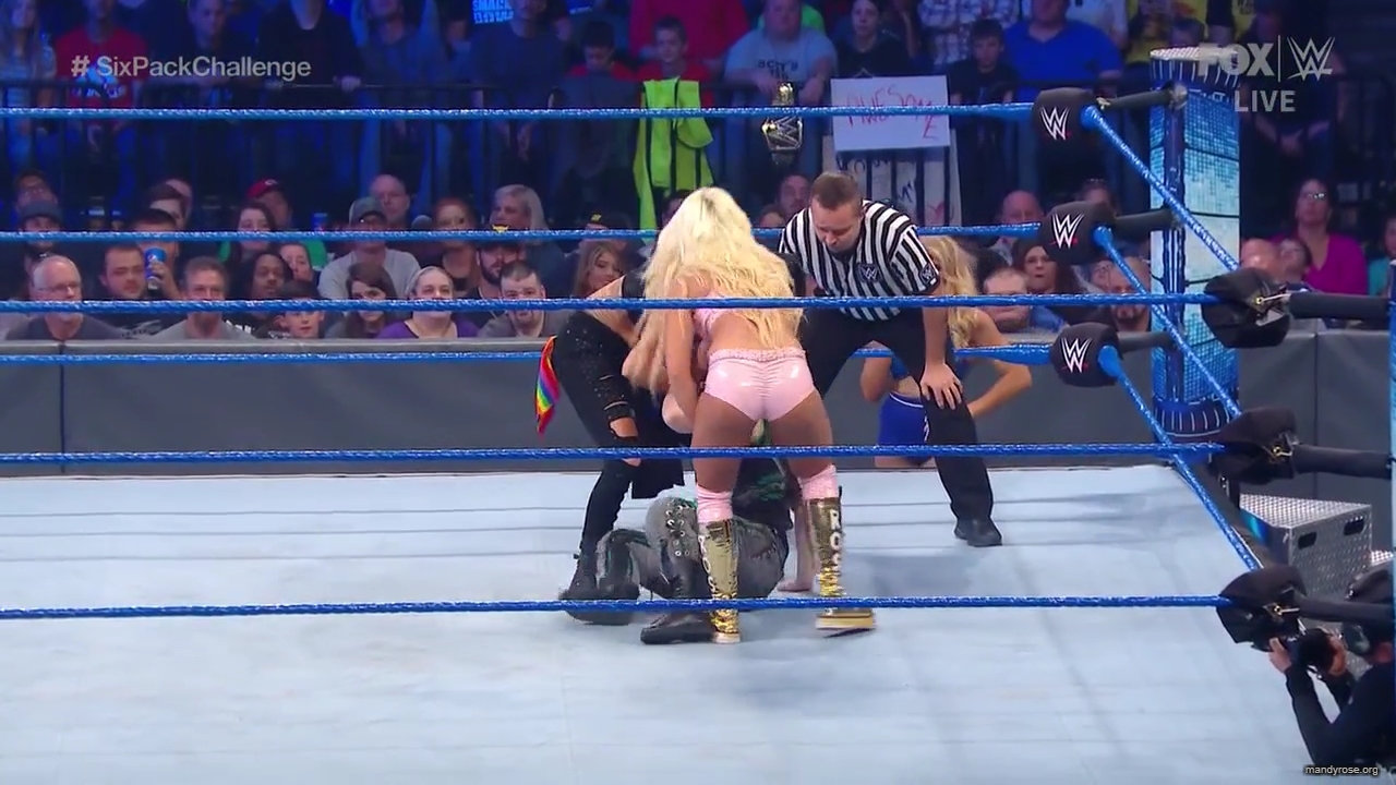 WWE_Friday_Night_SmackDown_2019_10_18_720p_HDTV_x264-NWCHD_mp41887.jpg