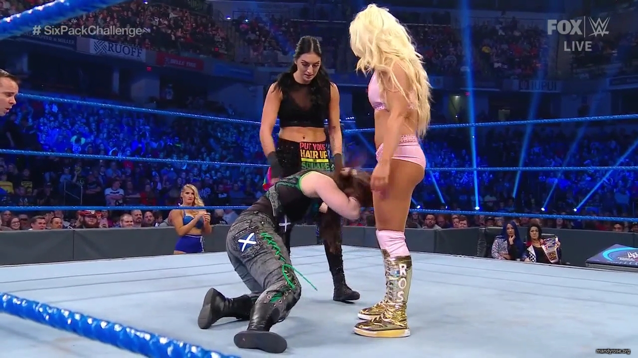WWE_Friday_Night_SmackDown_2019_10_18_720p_HDTV_x264-NWCHD_mp41899.jpg