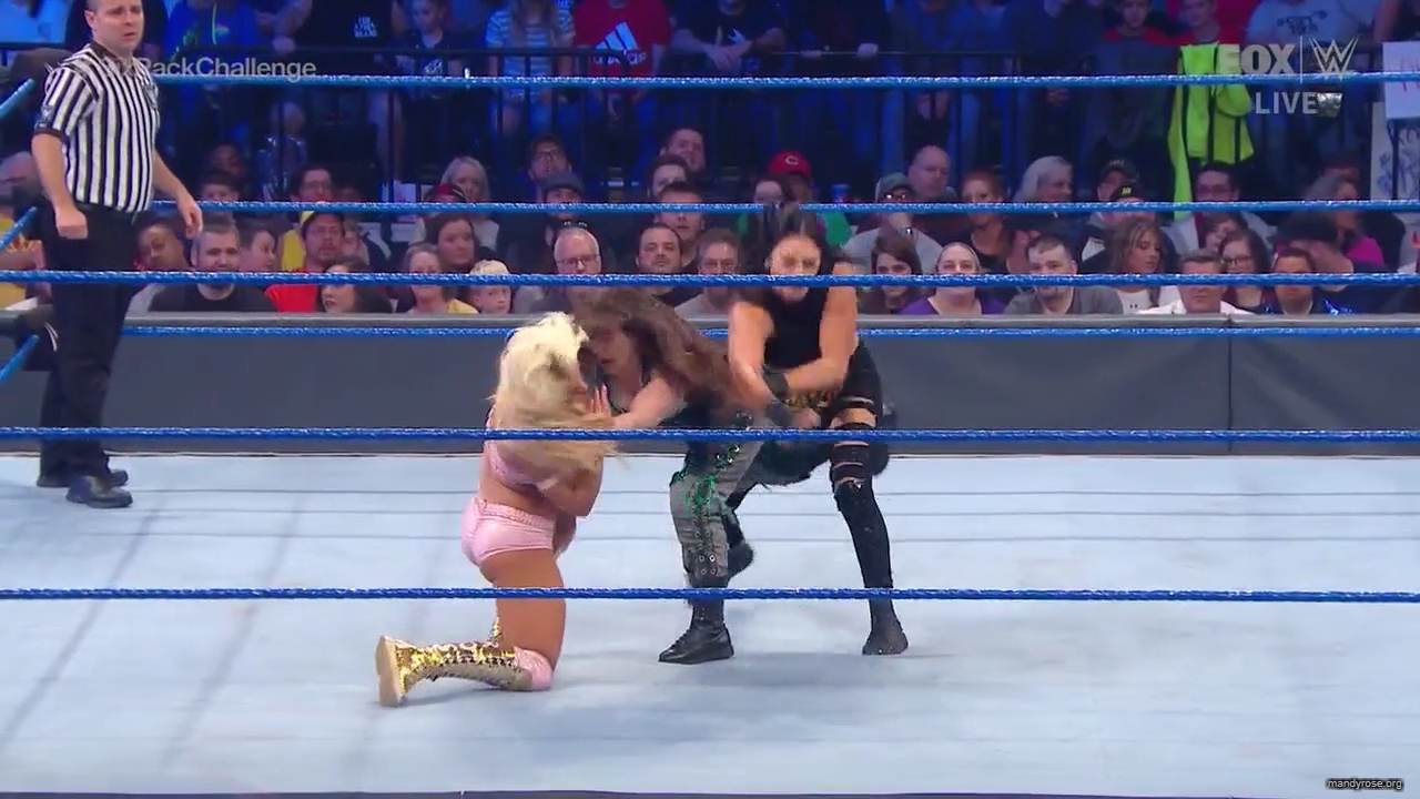 WWE_Friday_Night_SmackDown_2019_10_18_720p_HDTV_x264-NWCHD_mp41913.jpg