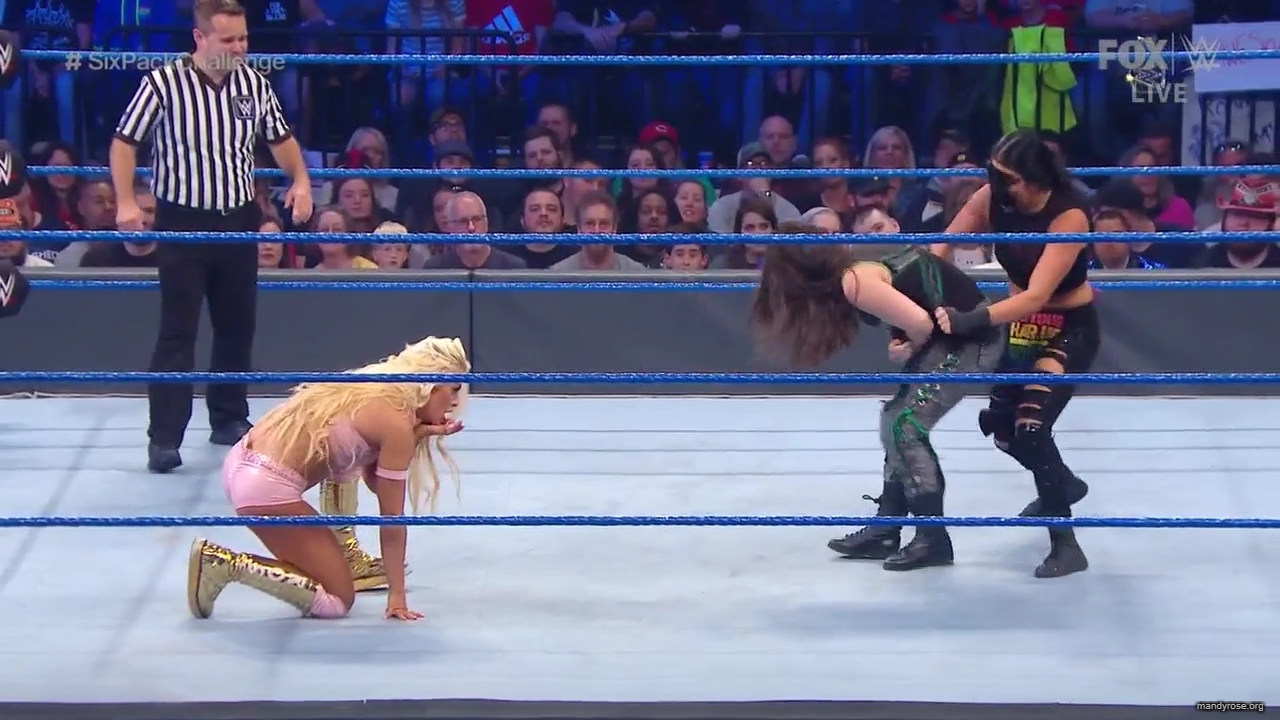 WWE_Friday_Night_SmackDown_2019_10_18_720p_HDTV_x264-NWCHD_mp41916.jpg